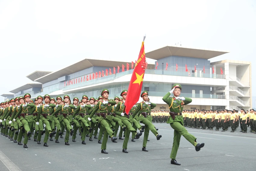 Công an không được đăng hình ảnh trang phục, số hiệu CAND lên mạng xã hội